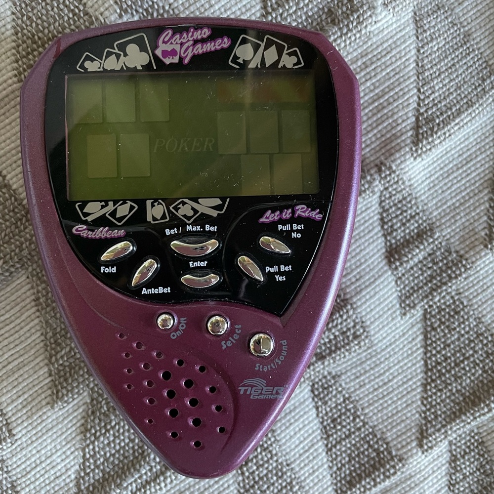 Handheld Poker game - Picture 2 of 3